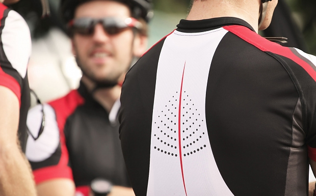 Limitless-perfomance-ASCENT CYCLING JERSEY-detail-back