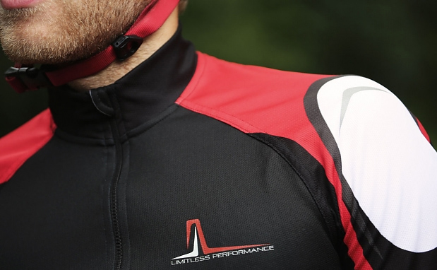 Limitless-perfomance-ASCENT CYCLING JERSEY-detail